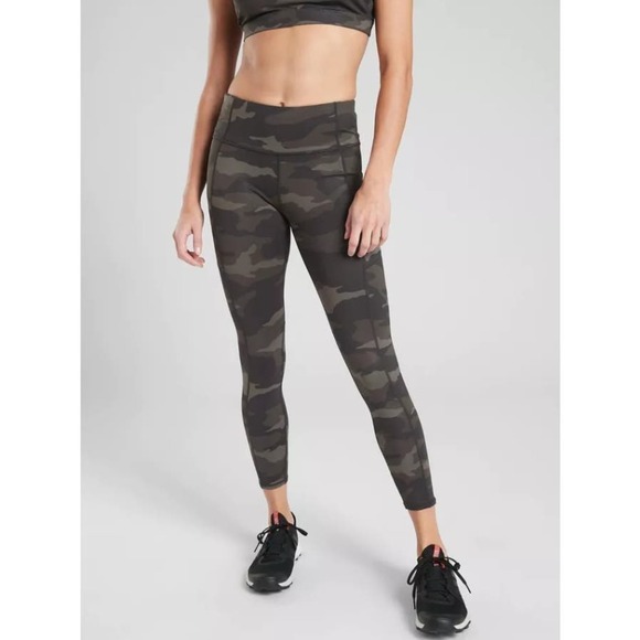 Athleta Women's Camo Contender 7/8 Tight Active Pull On Powerlift Size M Green - Picture 1 of 12